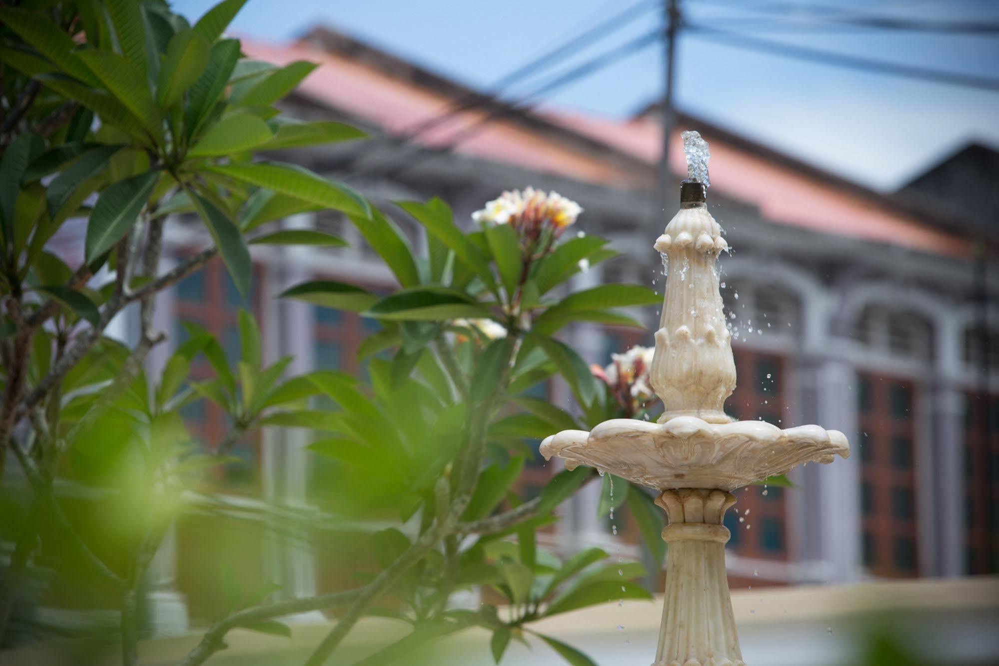 Jawi Peranakan Mansion George Town Exteriör bild