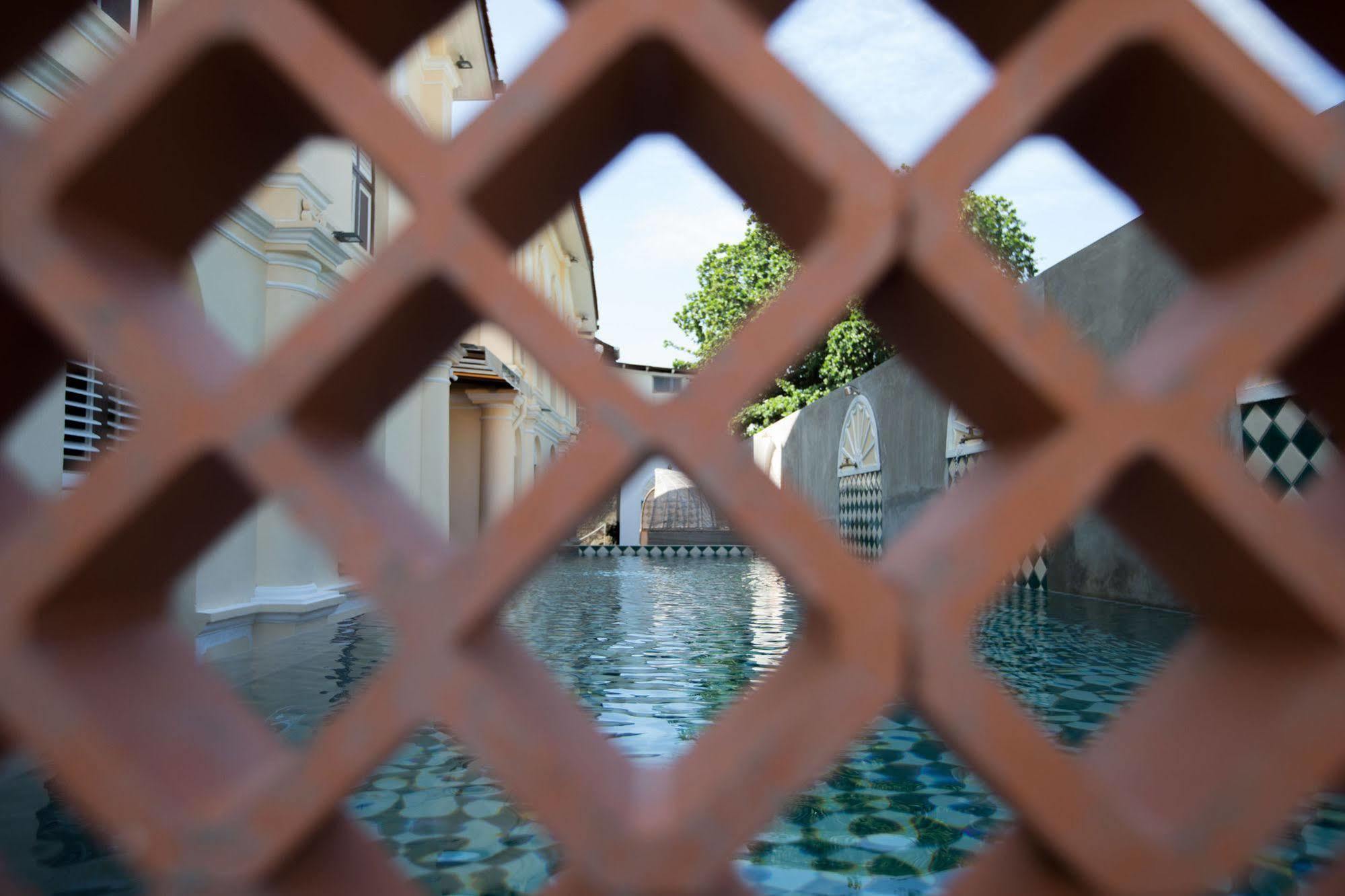 Jawi Peranakan Mansion George Town Exteriör bild